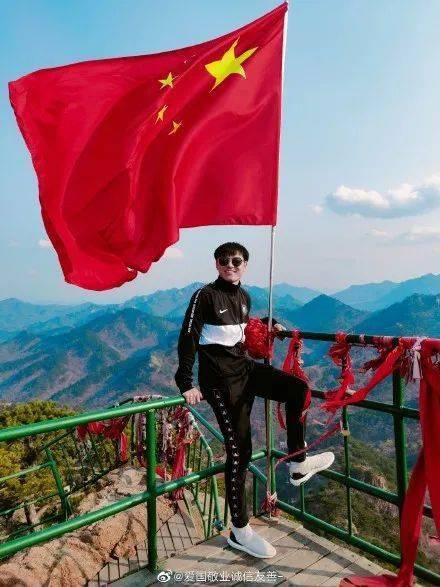 拯救拿气球的女孩